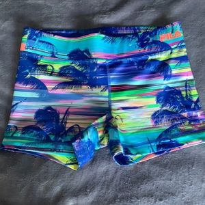 Fila size small running short